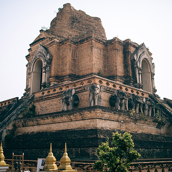 Photograph of Wat Chedi Luang by Alex Nichol