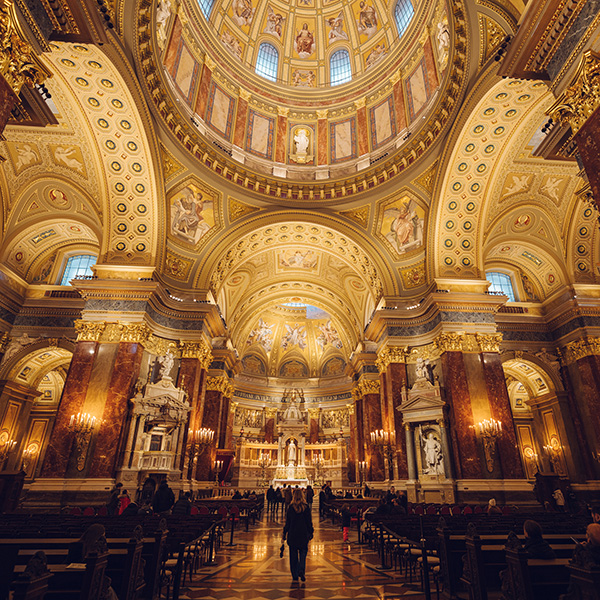 Photograph of Szent István Bazilika by Alex Nichol