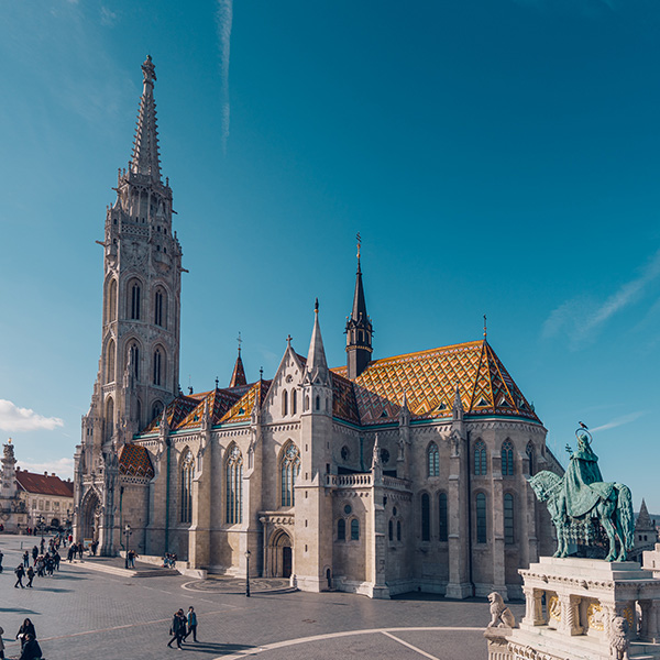 Photograph of Budavári Nagyboldogasszony Templom by Alex Nichol